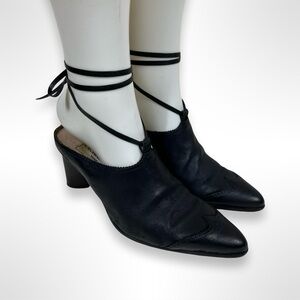 CESARE PACIOTTI vintage 90s ankle wrap kitten heels